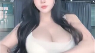 一緒に踊りましょう🤤😋