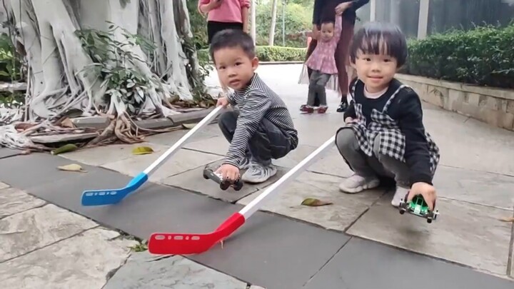 [Mobilisasi Keluarga Kendaraan Berpenggerak Empat Roda] Baik orang dewasa maupun anak-anak bersaing,