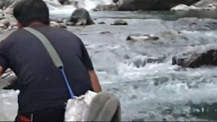 cast netting in Nepal | himalayan trout fishing |