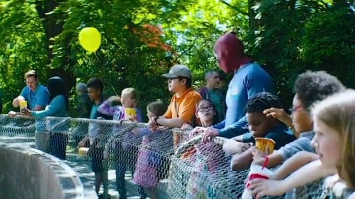 Deadpool 2 Deadpool kecil yang malang selalu mengalami hari-hari buruk.