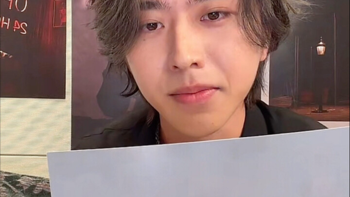 ไช่ สวี่คุน: “ฉันขยันทำงานหน่อย พวกคุณก็เลยเอาไปทำเป็นอีโมจิให้ฉันใช่ไหม?”