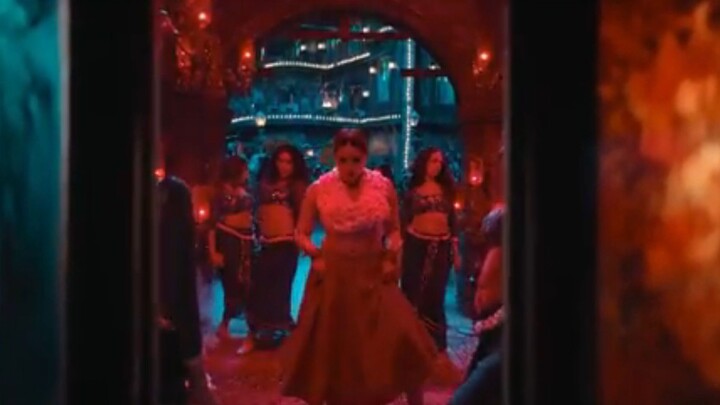 Adhi_Dha_Surprisu_Video___Robinhood___Nithiin,_Sreeleela,_Ketika_Sharma,_Venky_Kudumula,_GV_Prakash