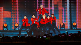 4k Fancam/Fancam 160618 EXO - Monster @Suwon K-POP Super Concert