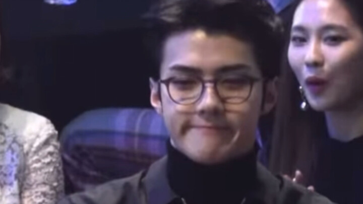 A timeless throwback to Sehun: “With a face like that, he probably doesn’t have a single worry in th