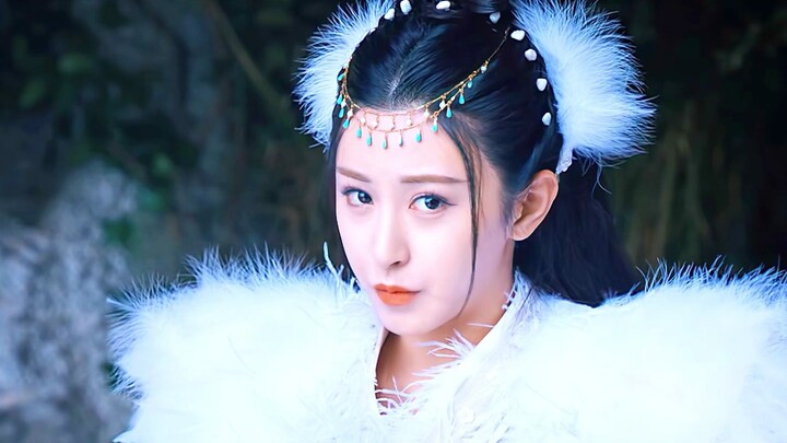 Young guy stumbles upon a phoenix in a cave—only to be stunned when it transforms into a stunning gi