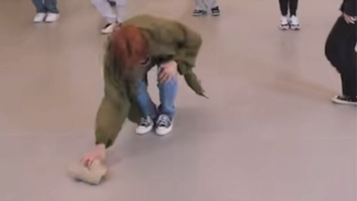 【Seo Myung-ho】Dancing so hard that his hat flew off—his on-the-spot reaction was amazing! His moves 