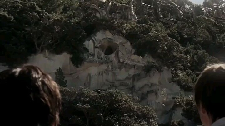 The Chronicles of Narnia |  Narnia has golden brown vibes