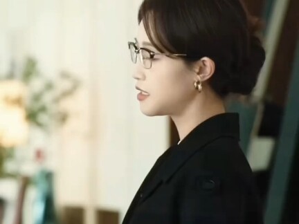 กวนจือจือจากเดิมที่เคยรู้สึกด้อยค่า ตอนนี้กลับเปล่งประกายเจิดจ้า ใช้ชีวิตให้เป็นไปตามภาพที่เราจินตนา
