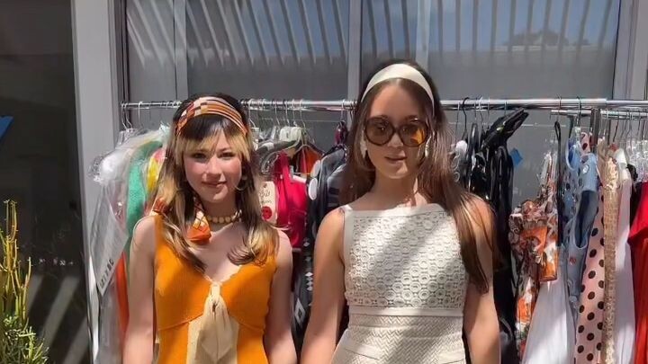 Alysa Liu dan Laufey menari bersama lagu "Stateside"