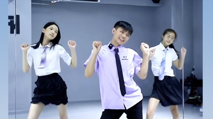 [Ding Ding Dang Dang Dance] Versi nyanyian dan tarian anak laki-laki manis | Bermitra dengan siswa S