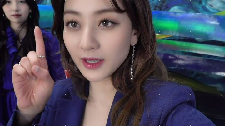 [TWICE Chinese Subtitles] "Kura Kura" MV Behind-the-Scenes #Unit1