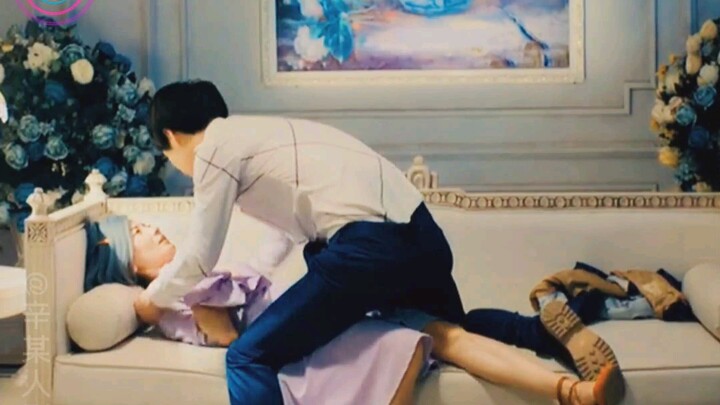 父亲为一己私利竟让女儿参加真人秀直播