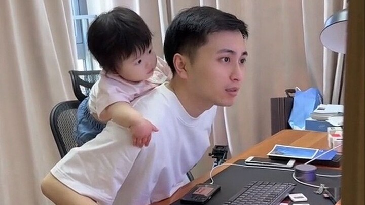 Too sweet for words! The daughter raised by her dad sure knows how to act cute.