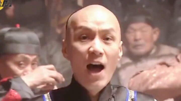 الأمير الكبير من أسرة تشينغ خرج لتوّه من السجن ليكتشف أن أسرة تشينغ لم تعد قائمة #الأمير الأخير ##فِ