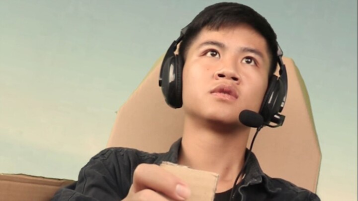 Lại gần thêm một chút, __________