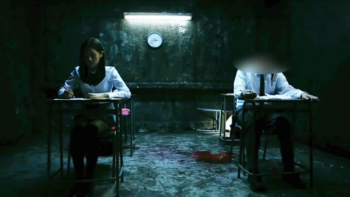 هل يعني التخرج أنك لم تعد بحاجة للامتحان؟ المجتمع مدرّج امتحاني أكثر قسوة.