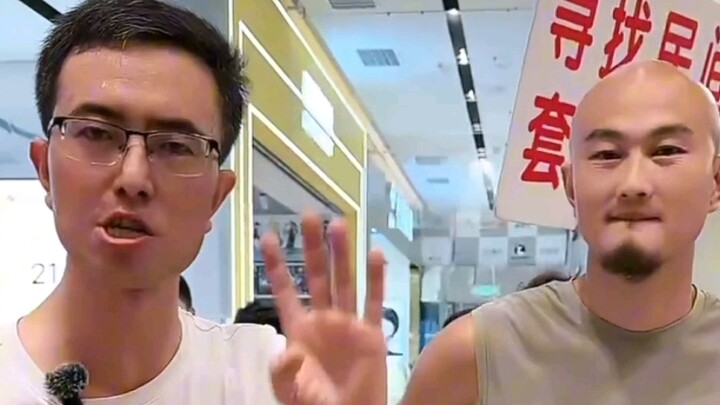 Lần trước bị loại ngay từ vòng 1 giải tháng, mà hơn nửa tháng nay cậu tiến bộ không ít nhỉ!