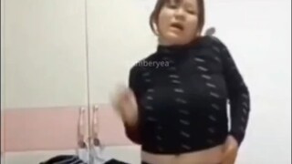 Guo Zi makes a limited-time comeback, jumping on rooftops and setting them on fire