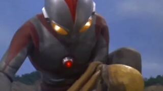 The monster who thought Ultraman Eddie was his mother was killed by an evil monster in order to prot