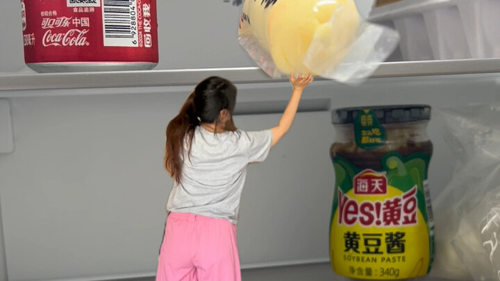 炎热夏日里的小小人