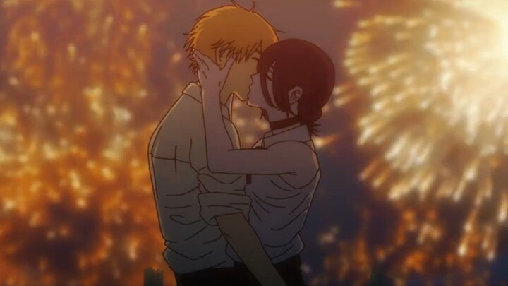 merayakan anniversary