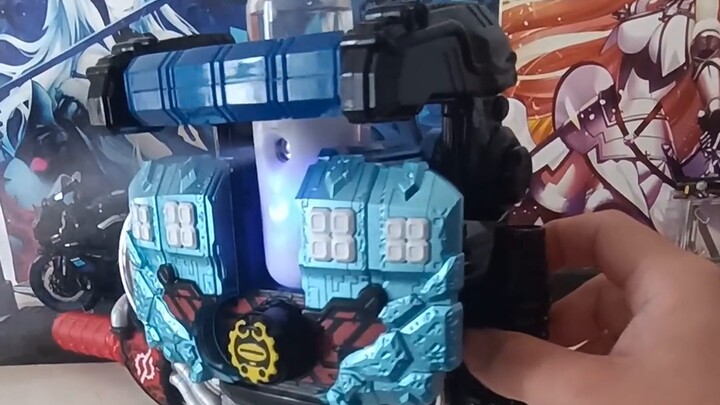 Blizzard gloves with built-in fog