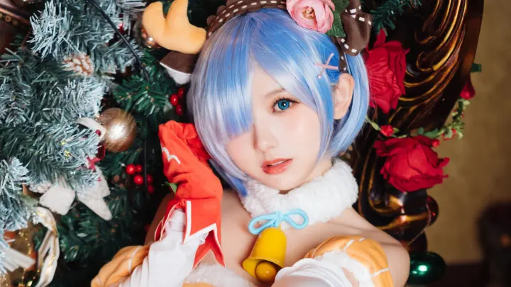 Can Rem be your Christmas present?