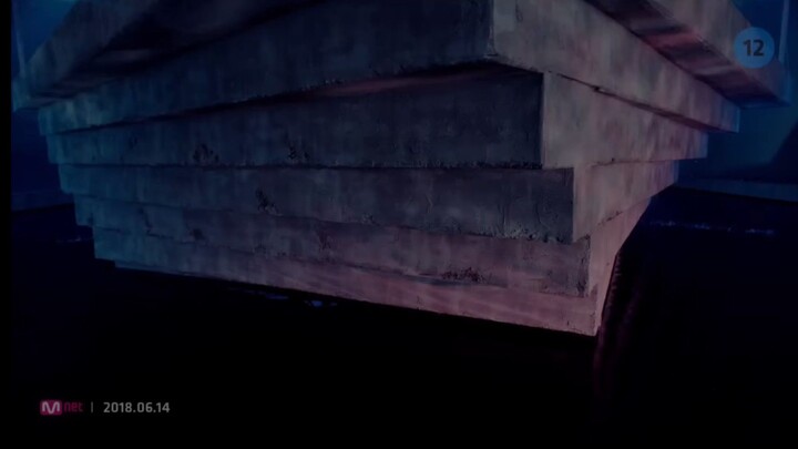 BLACKPINK-(DDU-DU-DU)' M/V