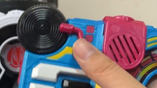 Includes a touching theme song! Are there any changes from the regular version? DX Theme Song Versio