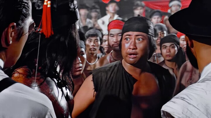 【Rencana A】Orangnya terlalu banyak, sampai berdiri di atas ombak! Lebay banget—kalau gue nggak lebay