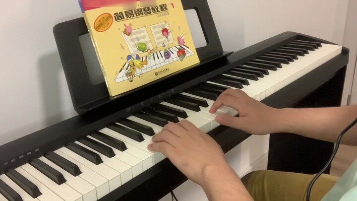 Tự học piano điện ngày 1: thực hành thang âm (Cuối cùng thì tôi cũng đã chạm tay vào cây đàn piano)