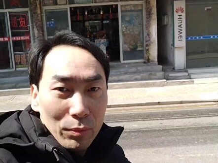 奔赴青春梦想动漫热爱，进入二次元动漫店铺欣赏动漫手办。
