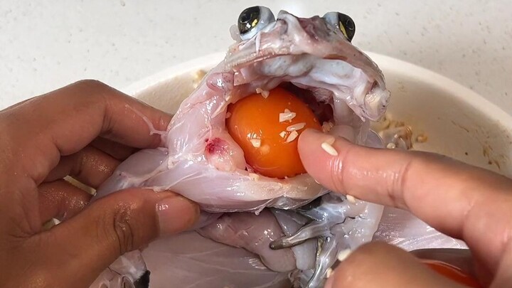 The recently viral bullfrog zongzi has arrived!