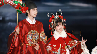 الجيل الخامس سريع حقًا، حتى أنني أحتفل بالعام الجديد في الحفلة الكلاسيكية الصينية.