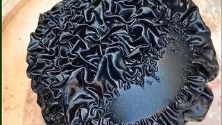 العمال المهرة يعملون في موقع مرضي ~