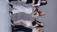Sneakers Dance Practice (ITZY)