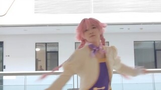 Cosplaying Yachiyo—might as well dance and sing while I'm at it!