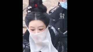 杨紫国色芳华路透,好美，我们何惟芳大概两三个月后就要跟大家见面了: 宝贝的葡萄大眼真好看
