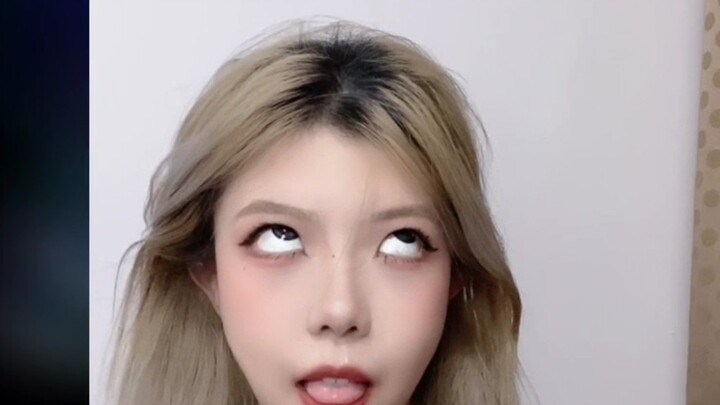 Vương Nan livestream trợn mắt