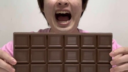 Snack reviews and a collection of hilarious highlights.