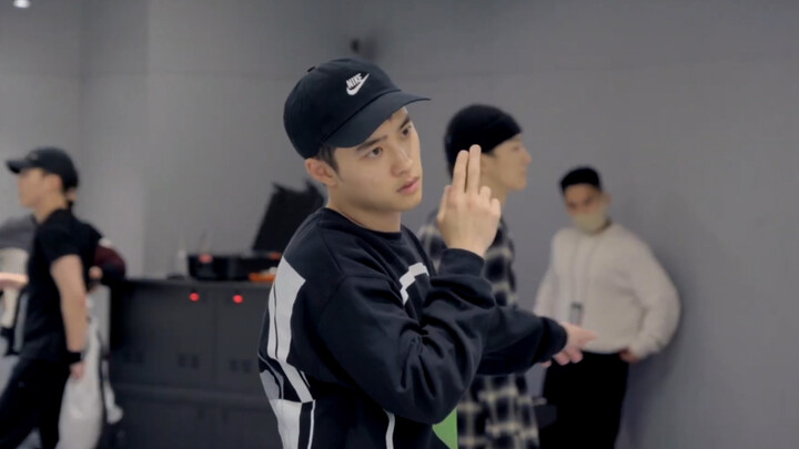 【都暻秀】Love Shot最新练习室都暻秀cut