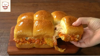 How to make Chicken sliders 1 #MiuMiuFood