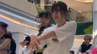 لنوثق هذه هي المرة الأولى التي ترقص فيها على أغنية Perfume!