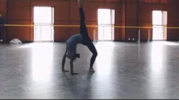 Tang Shiyi's rehearsal version of the dance drama "Zhaojun Goes to the Frontier". A good actor can t