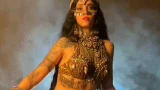 sexy Arabic girl belly dance 🩰