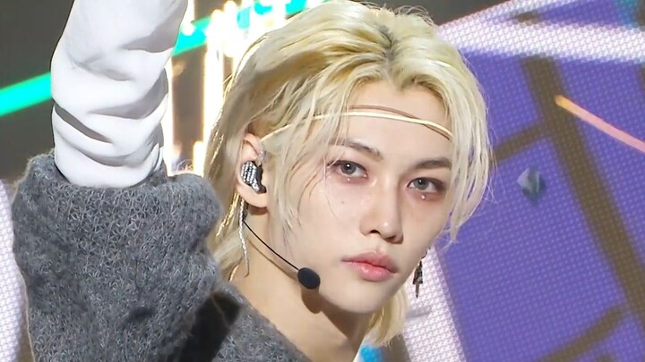 Stray Kids' latest comeback track "LALALALA" performance stage, November 18, 2023