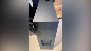 للوهلة الأولى، اعتقدت أنها علبة كمبيوتر.