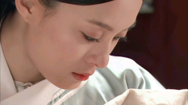 In the novel, she actually used Consort Chunyuan to protect her own child!