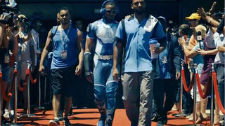 "Saya mendengar bahwa jantung Blue Eagle telah ditransplantasikan ke lokomotif? Lokomotif telah dihi