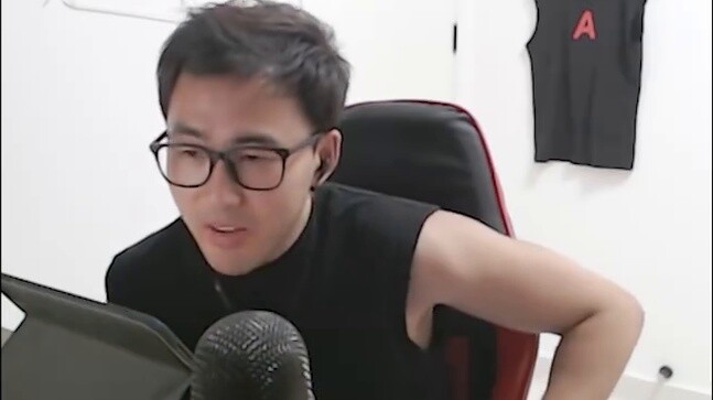 New gameplay in the dock, single player mediates a fight and destroys two teams! !